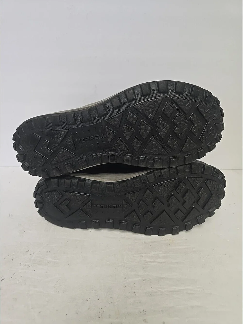 Merrell used boots